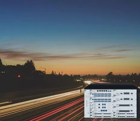 Poate transmite produsul HT6000 2x100G + 5x10G canale Ethernet peste 110 km?